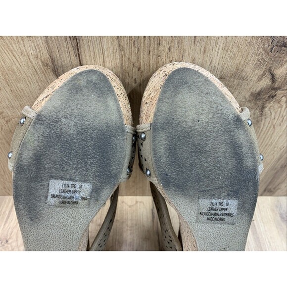 Minnetonka Platform Wedge Eyelet Sandals Women's Size 10 Brown Suede Leather - Picture 13 of 15